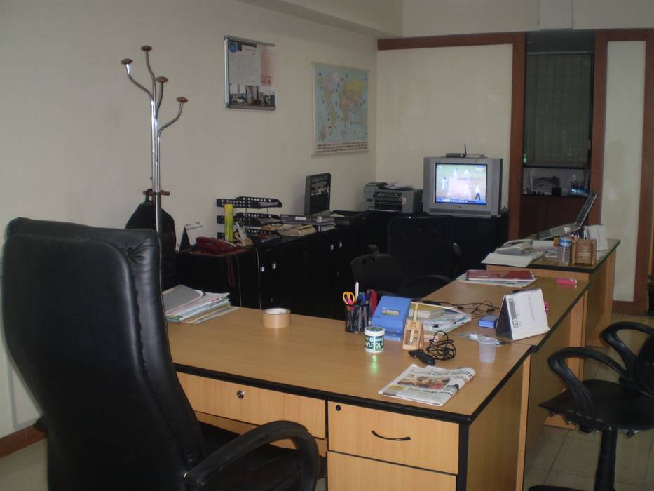 Private office of a Japanese client, Pune , DS DESIGN STUDIO DS DESIGN STUDIO Espacios comerciales Oficinas y Tiendas