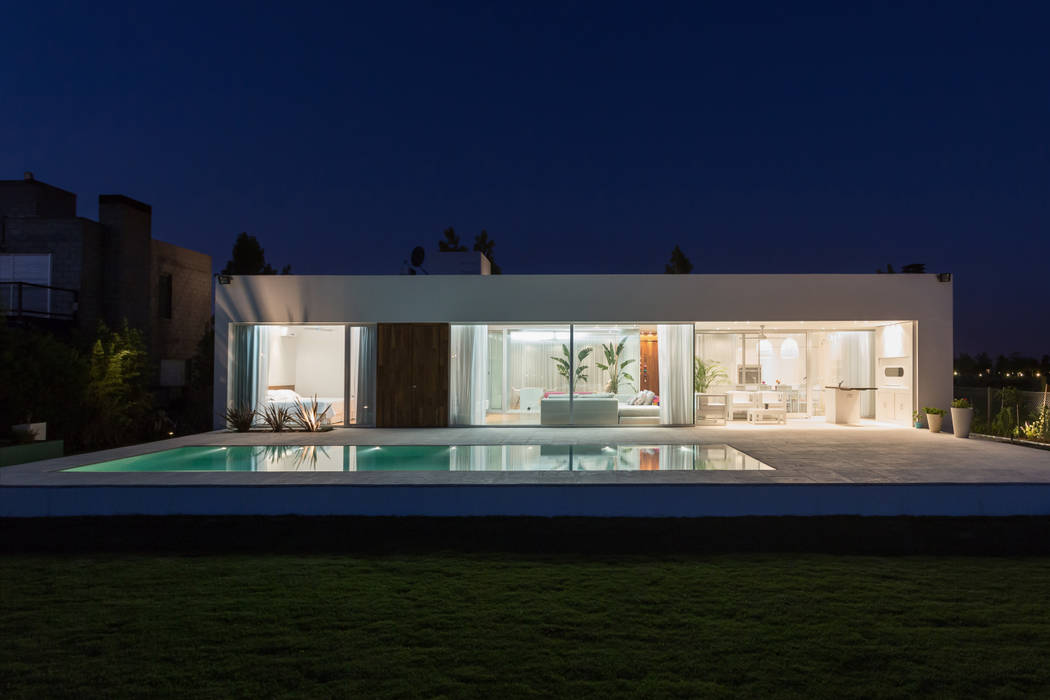 Casa C Puerto Roldan, VISMARACORSI ARQUITECTOS VISMARACORSI ARQUITECTOS 現代房屋設計點子、靈感 & 圖片