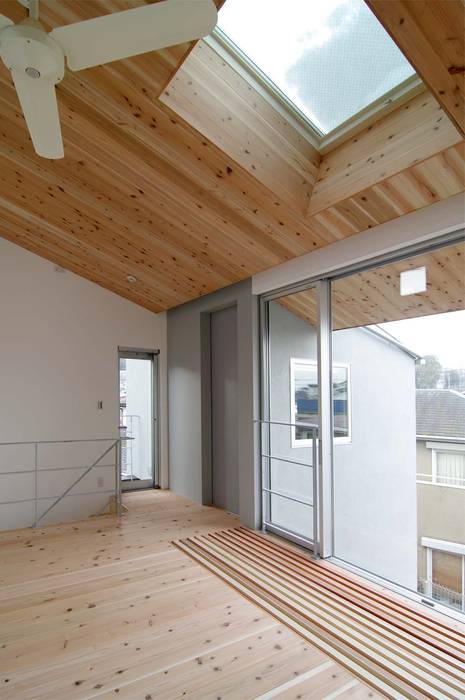 二俣川の家, ディンプル建築設計事務所 ディンプル建築設計事務所 Modern Living Room Solid Wood Multicolored
