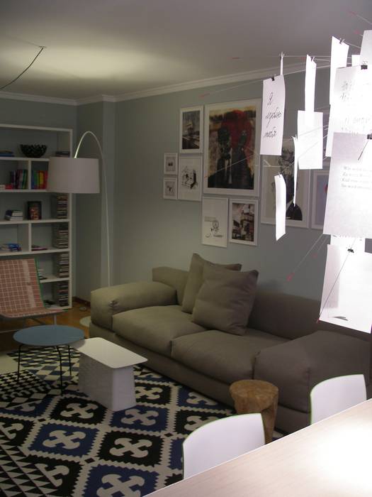 Apartamento LB, Space Invaders _ Arquitectura e Design Space Invaders _ Arquitectura e Design Salas de estilo moderno