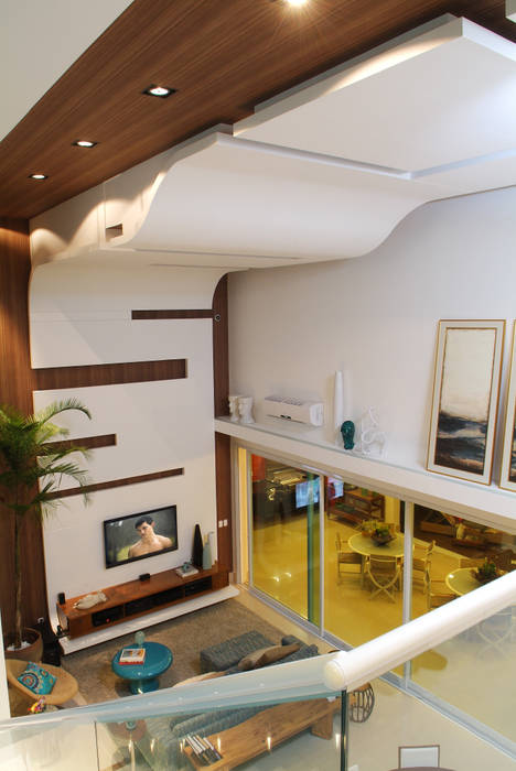 Casa Knittel, 360arquitetura 360arquitetura Dinding & Lantai Minimalis
