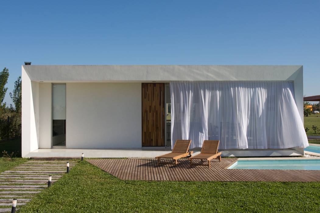 Proyecto, VISMARACORSI ARQUITECTOS VISMARACORSI ARQUITECTOS Rumah Modern