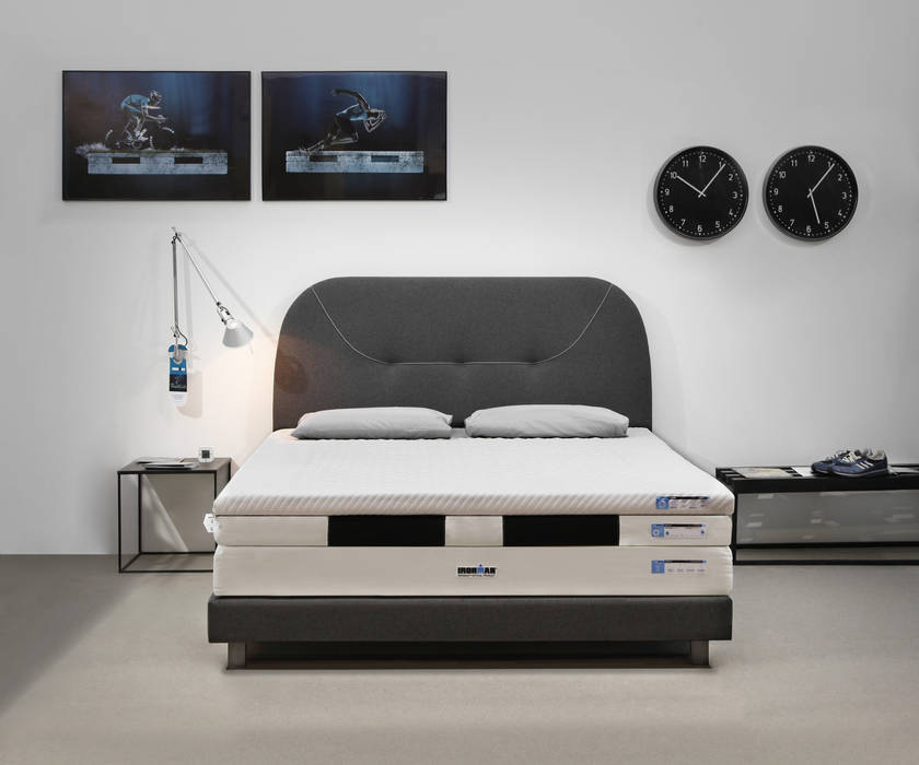 Ironman, Ecus Ecus Industrial style bedroom Beds & headboards