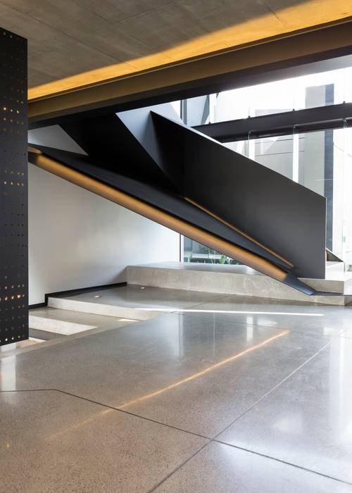 House in Kloof Road , Nico Van Der Meulen Architects Nico Van Der Meulen Architects Pasillos, vestíbulos y escaleras de estilo moderno