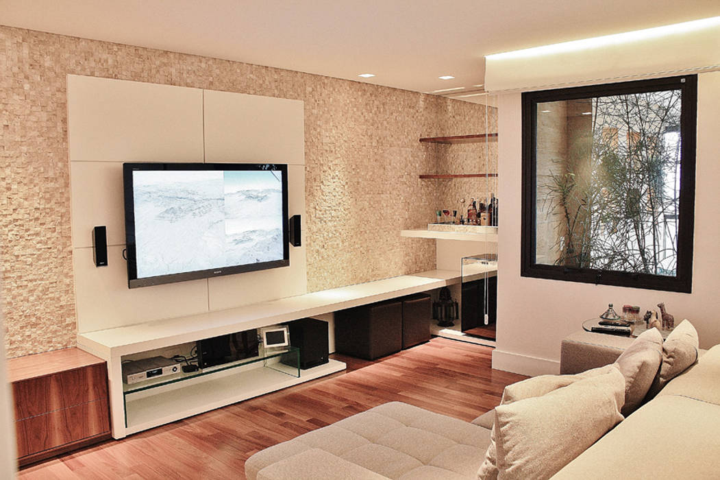 homify Modern media room