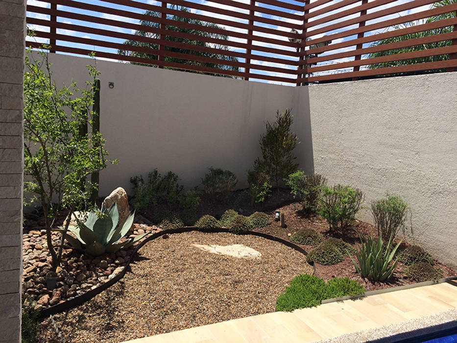Jardín nativo en el campestre, qro. homify jardines de piedra beige ... - 151209 0003 Web