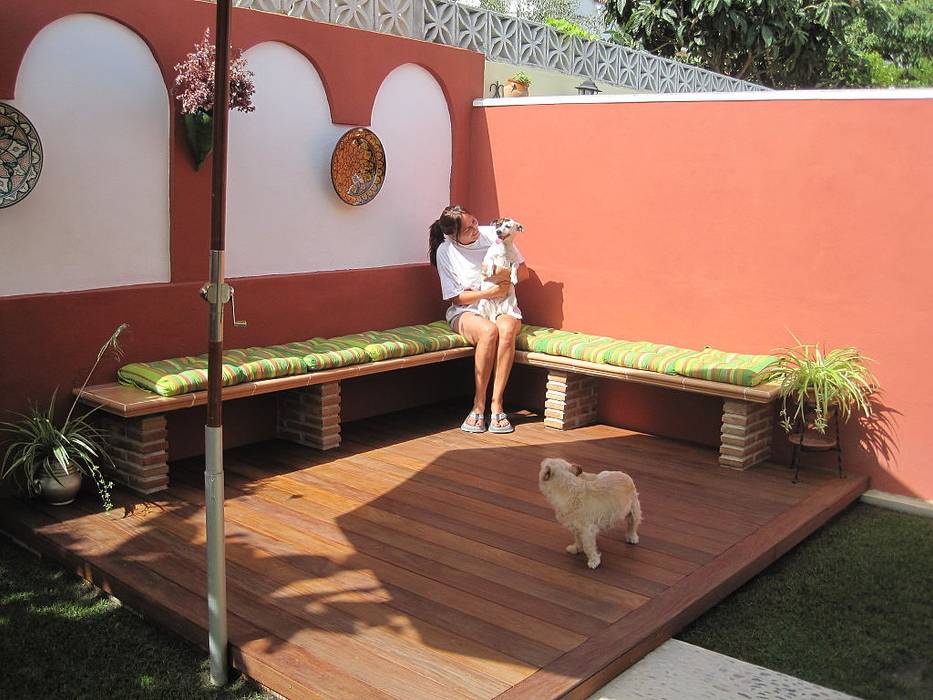 homify Varandas, alpendres e terraços minimalistas Tijolo Mobiliário
