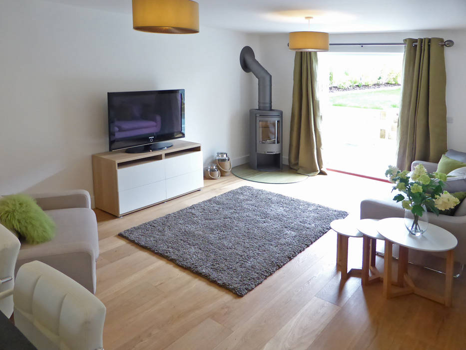 Church Mews, Hartland, Devon homify Modern living room