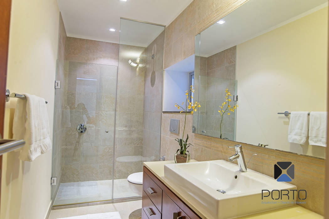 Proyecto "Penthouse Yucatan Country Club”, PORTO Arquitectura + Diseño de Interiores PORTO Arquitectura + Diseño de Interiores حمام