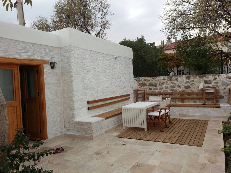 Taş Ev, F&F mimarlik F&F mimarlik Mediterranean style balcony, veranda & terrace