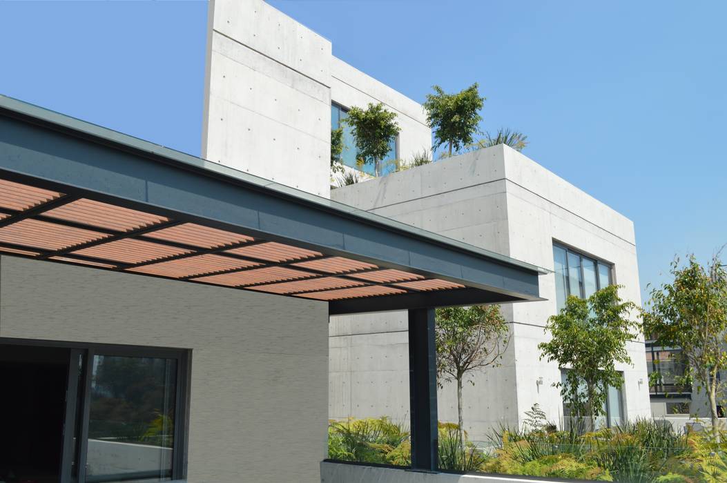Pérgola Productos Cristalum Balcones y terrazas modernos Aluminio/Cinc