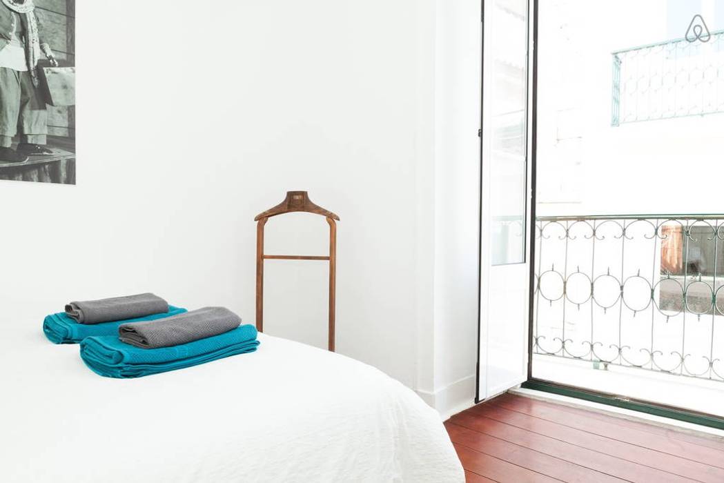 Apartamento Bairro Alto, Monstros Monstros Modern Bedroom