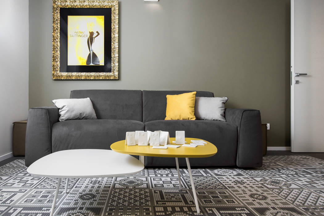 Double "Y" project: it's young and yellow mood, Studio Andrea Castrignano Studio Andrea Castrignano Moderne Wohnzimmer