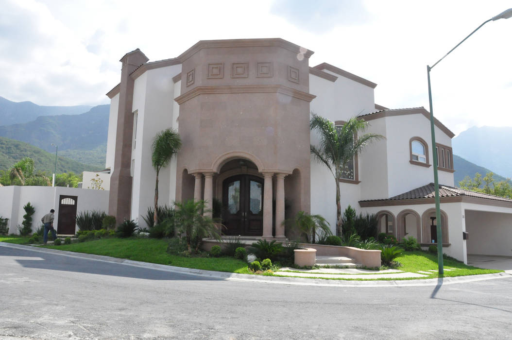 Casa Sierra Alta, fc3arquitectura fc3arquitectura Colonial style houses