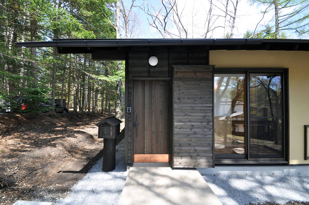 昭和モダンの木造住宅, モリモトアトリエ / morimoto atelier モリモトアトリエ / morimoto atelier Modern Houses Wood Wood effect