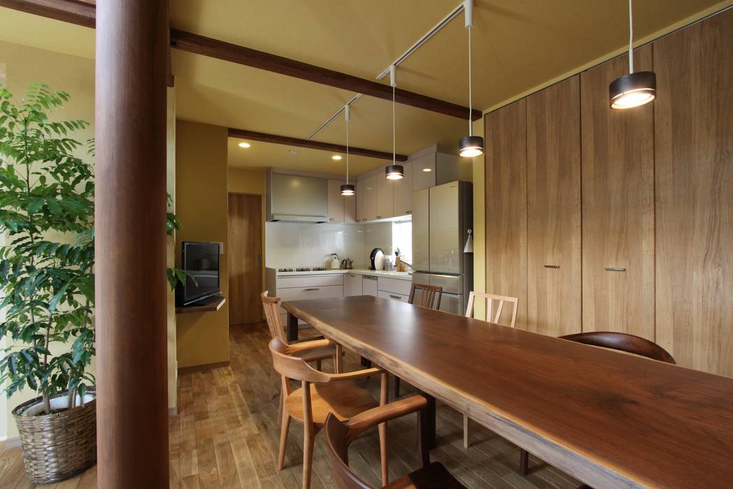 ナチュラルスタイルでゆったり暮らす, アトリエグローカル一級建築士事務所 アトリエグローカル一級建築士事務所 Country style dining room