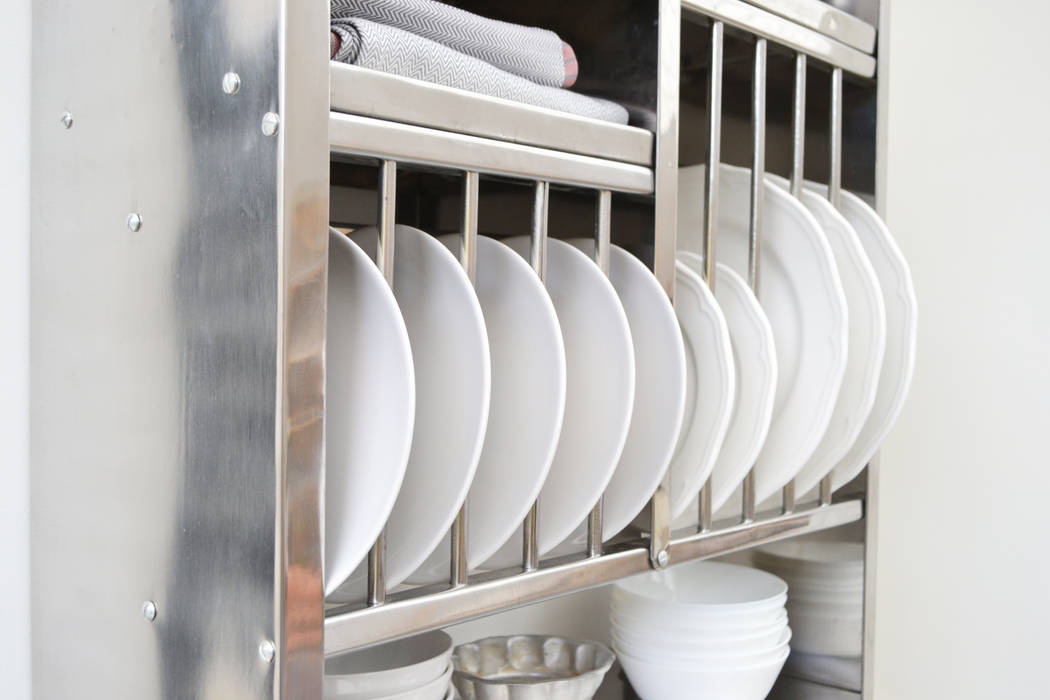 Middle Plate Rack The Plate Rack Cocinas de estilo industrial Almacenamiento y despensa