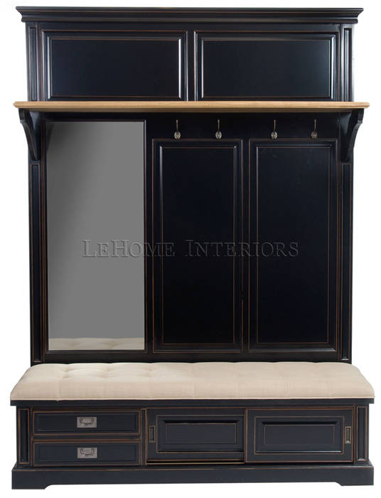 Прихожая Hallway Clothes Storage L053 LeHome Interiors Коридор, прихожая и лестница в классическом стиле Дерево Эффект древесины Шкафы и вешалки