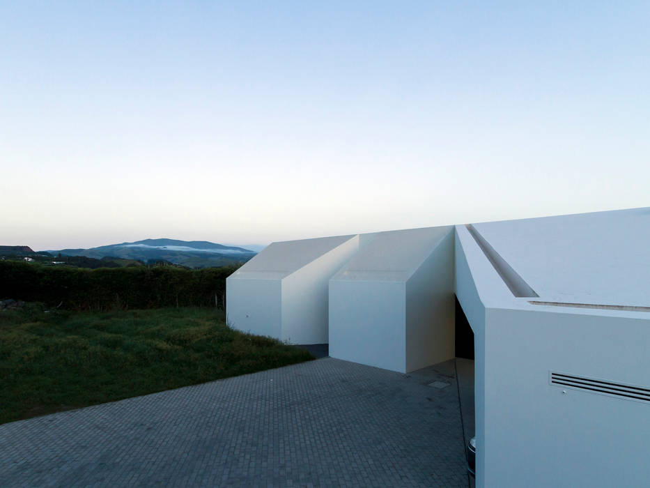 Rosto do Cão House, Monteiro, Resendes & Sousa Arquitectos lda. Monteiro, Resendes & Sousa Arquitectos lda. Minimalist house