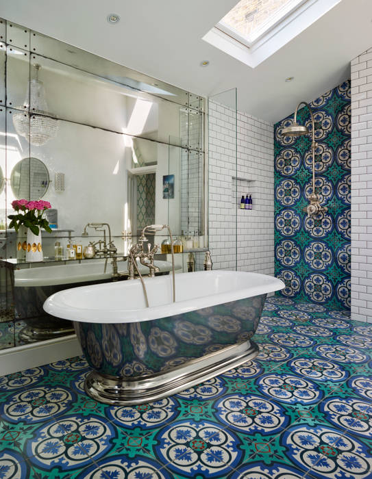 Victorian Terrace House, South-West London homify Mediterranean style bathrooms Tiles