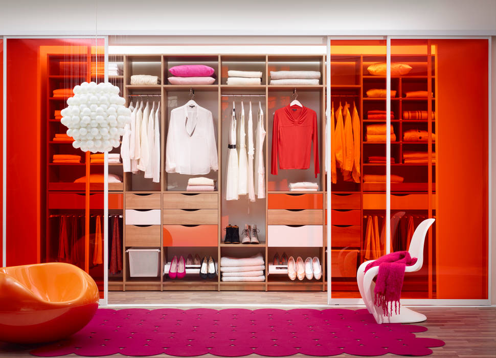 Lumi - Mehr Raum für Ihre Persönlichkeit., Elfa Deutschland GmbH Elfa Deutschland GmbH Eclectic style dressing room Wood-Plastic Composite Wardrobes & drawers