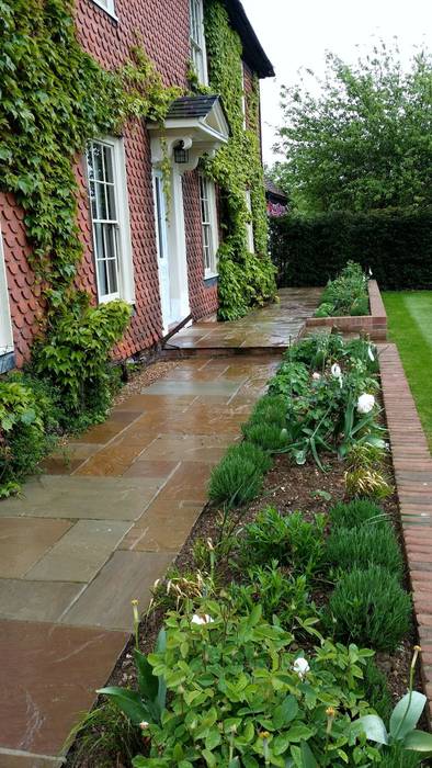 Felsted Place Aralia Minimalistischer Garten Stein