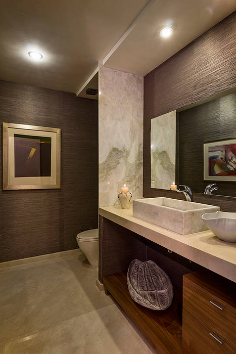 Residencia Toronjos, Olivia Aldrete Haas Olivia Aldrete Haas Modern style bathrooms