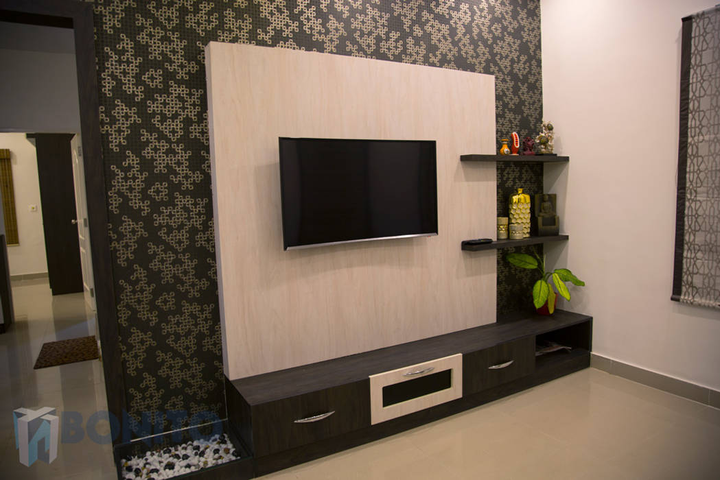 TV unit design with wallpaper and backpanel homify Asian style living room