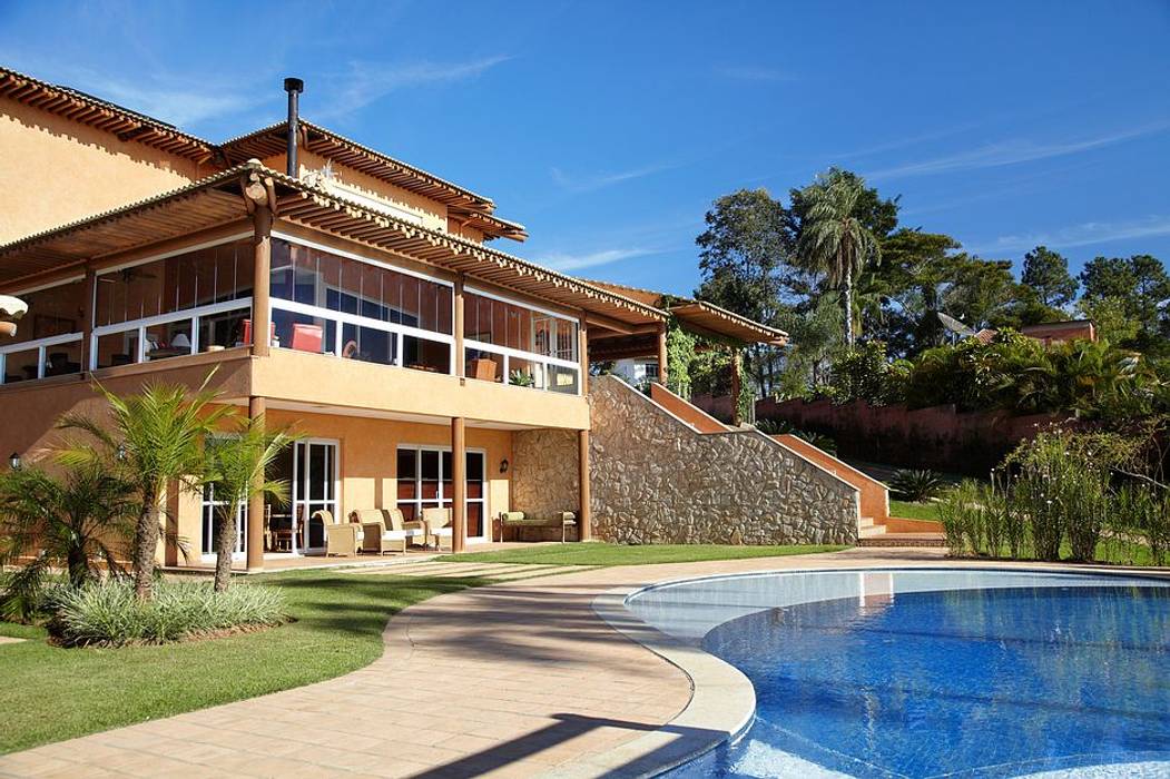 Casa de Campo - Represa de Ibiúna, Moran e Anders Arquitetura Moran e Anders Arquitetura منازل