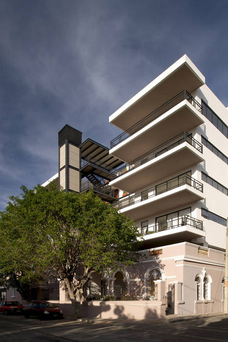 Edificio Casa Gleason, Trama Arquitectos Trama Arquitectos منازل