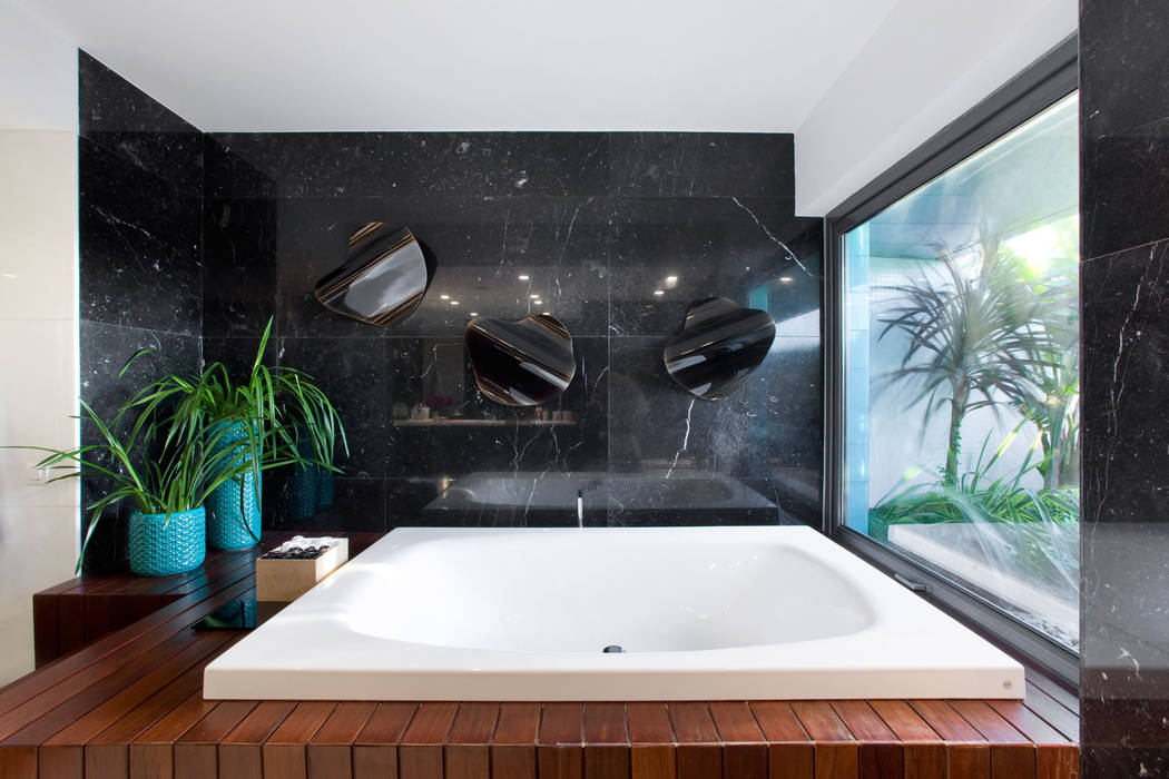 Penthouse Cascais, GAVINHO Architecture & Interiors GAVINHO Architecture & Interiors Minimalist style bathrooms Stone