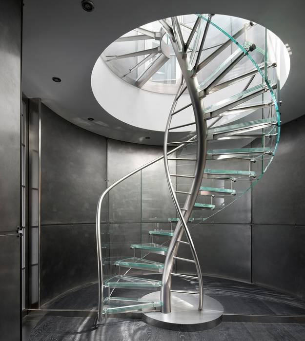 DNA by EeStairs®, EeStairs | Stairs and balustrades EeStairs | Stairs and balustrades Moderne gangen, hallen & trappenhuizen Glas Licht,Armatuur,Interieur ontwerp,Kunst,Het opbouwen van,Glas,Ruimte,Symmetrie,Transparant materiaal,Samengesteld materiaal