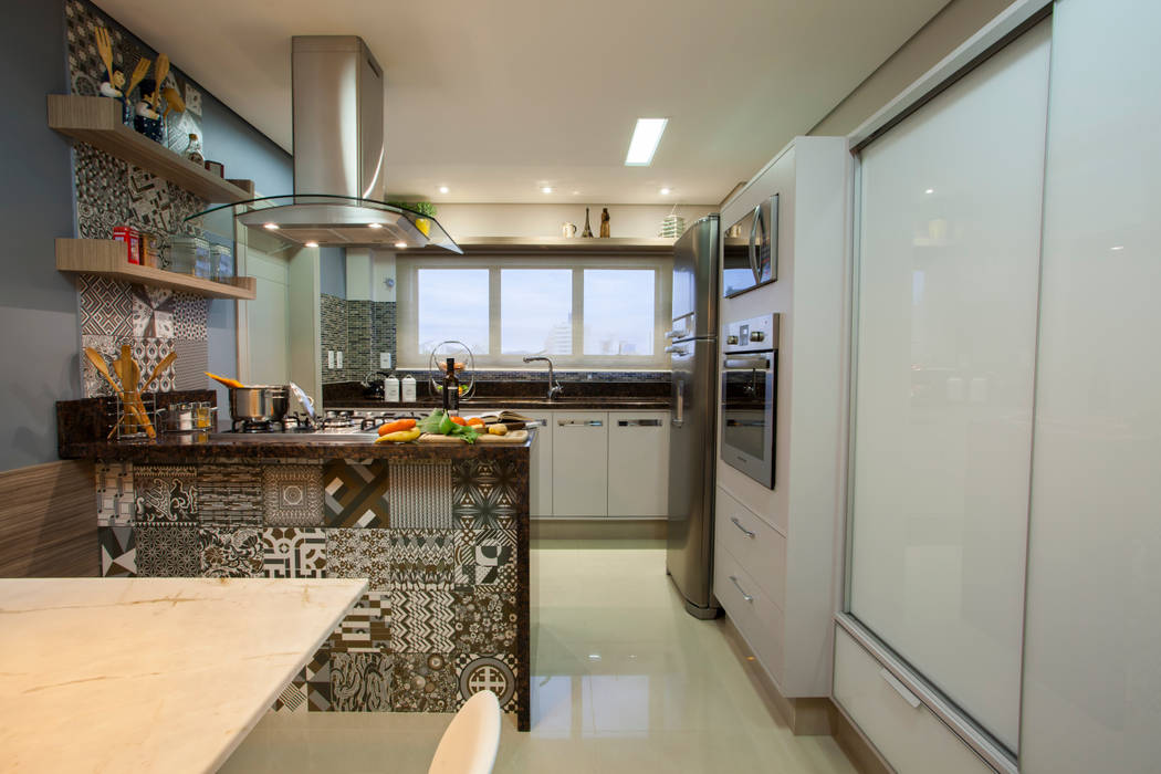 Cozinha apto em Itajaí - SC, Estúdio HL - Arquitetura e Interiores Estúdio HL - Arquitetura e Interiores Cozinhas modernas