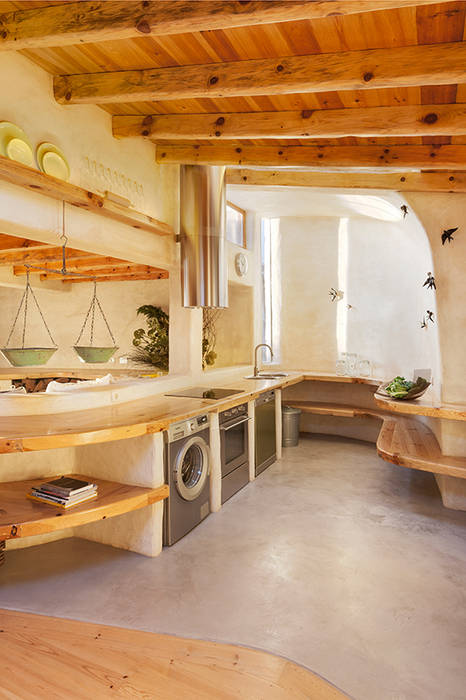 A JOIA d´AZOIA Cozinhas campestres por pedro quintela studio Campestre