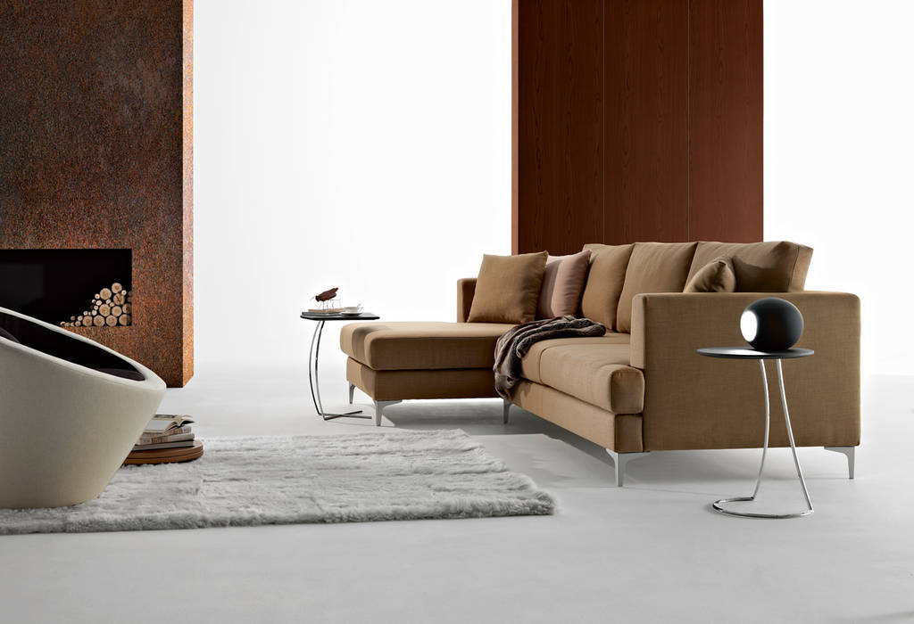 Sofás com chaiselongue Sofas with chaiselongue www.intense-mobiliario.com Marum http://intense-mobiliario.com/product.php?id_product=5571, Intense mobiliário e interiores Intense mobiliário e interiores Living room Textile Amber/Gold Sofas & armchairs