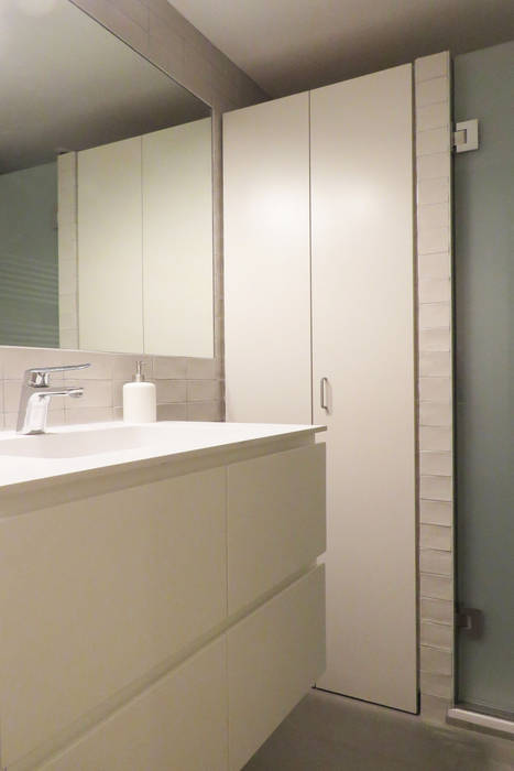 Vivienda Sant Cugat, Brick Serveis d'Interiorisme S.L. Brick Serveis d'Interiorisme S.L. Modern Bathroom