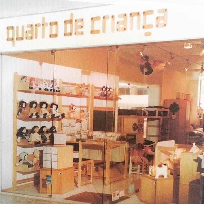 Vitrine do Showroom Ipanema - RJ (Decada de 80) INTERCASA MÓVEIS INFANTIS E JUVENIS Espaços comerciais Lojas e imóveis comerciais