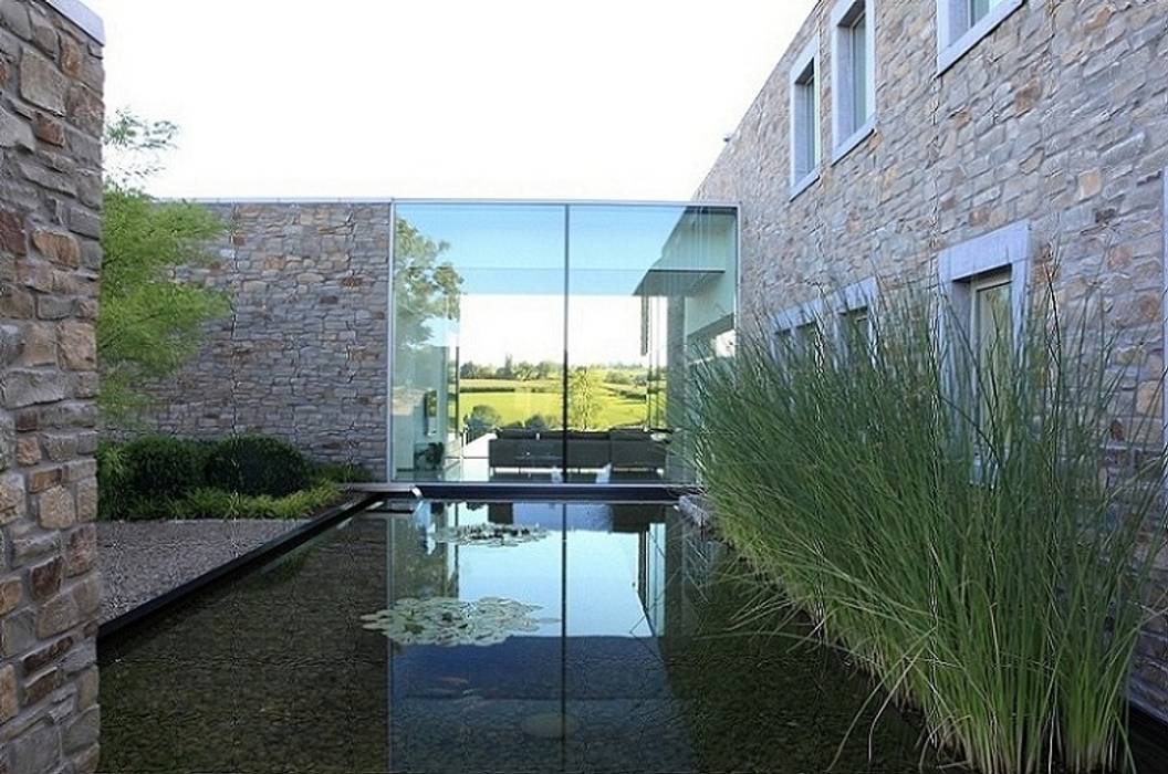 Le Moellon, Luc Spits Architecture Luc Spits Architecture 庭院 泳池與池塘
