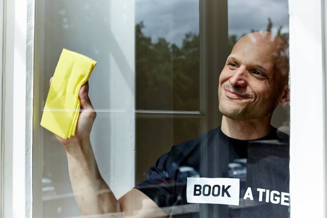 Putztipp der Woche: Fenster putzen, BOOK A TIGER BOOK A TIGER