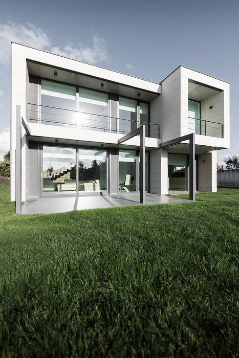 Vivienda en Mugardos, AD+ arquitectura AD+ arquitectura Eengezinswoning Steen