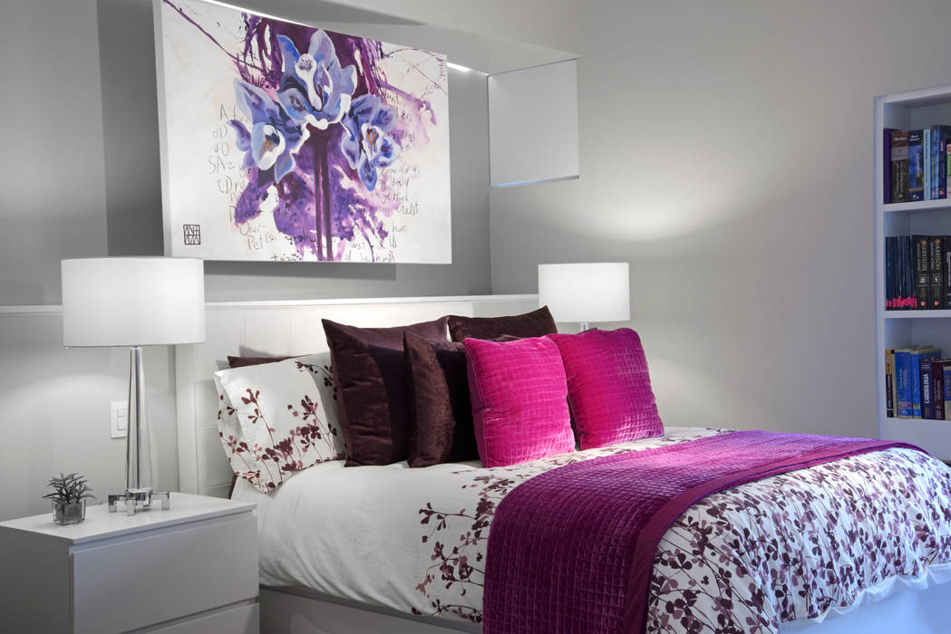 homify Modern style bedroom Beds & headboards