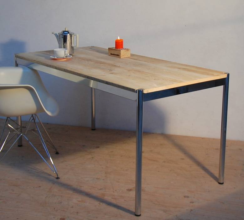 Tische und Bänke aus Bauholz , Tischlerei Charakterstück Tischlerei Charakterstück Study/office Desks