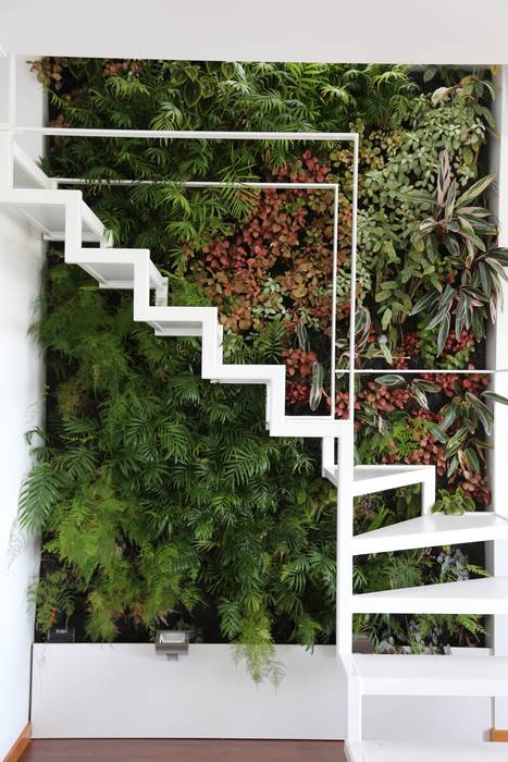 Apartamento Privado (Duplex) Zona do Lumiar/Lisboa - Portugal, LC Vertical Gardens LC Vertical Gardens Modern style gardens