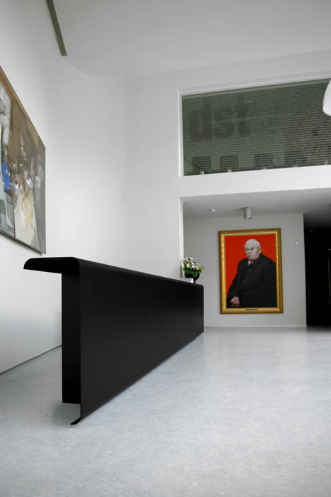 DST - Braga - Portugal, iduna iduna Modern style study/office Desks