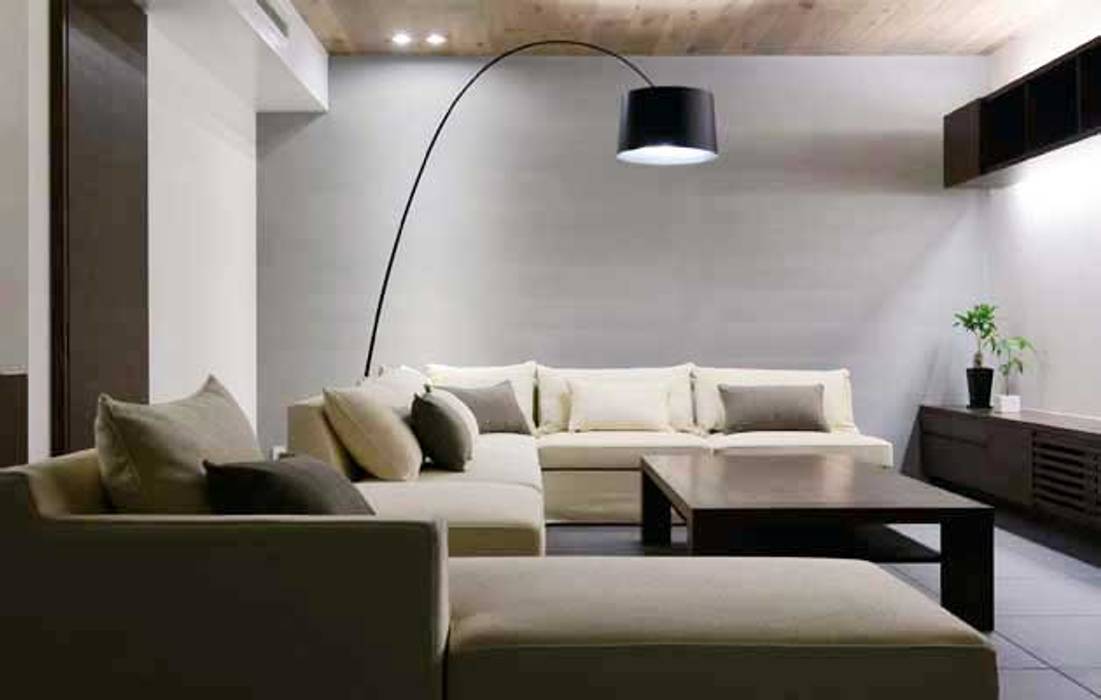 house W, 株式会社INTERLUDE 株式会社INTERLUDE Living room Sofas & armchairs