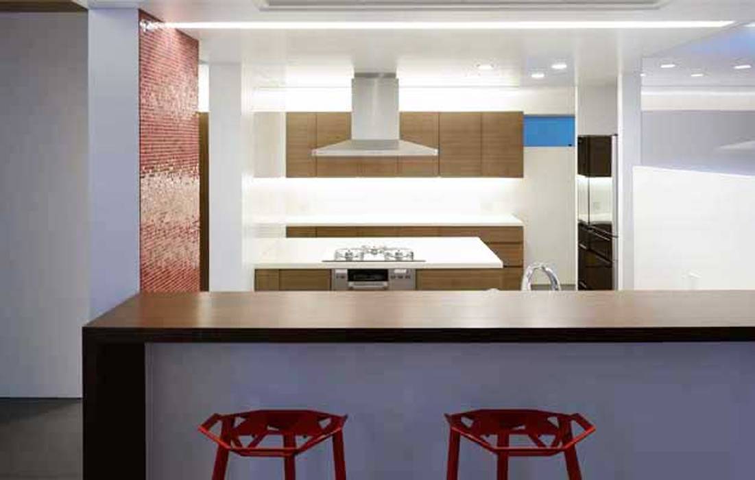 house W, 株式会社INTERLUDE 株式会社INTERLUDE Kitchen Bench tops