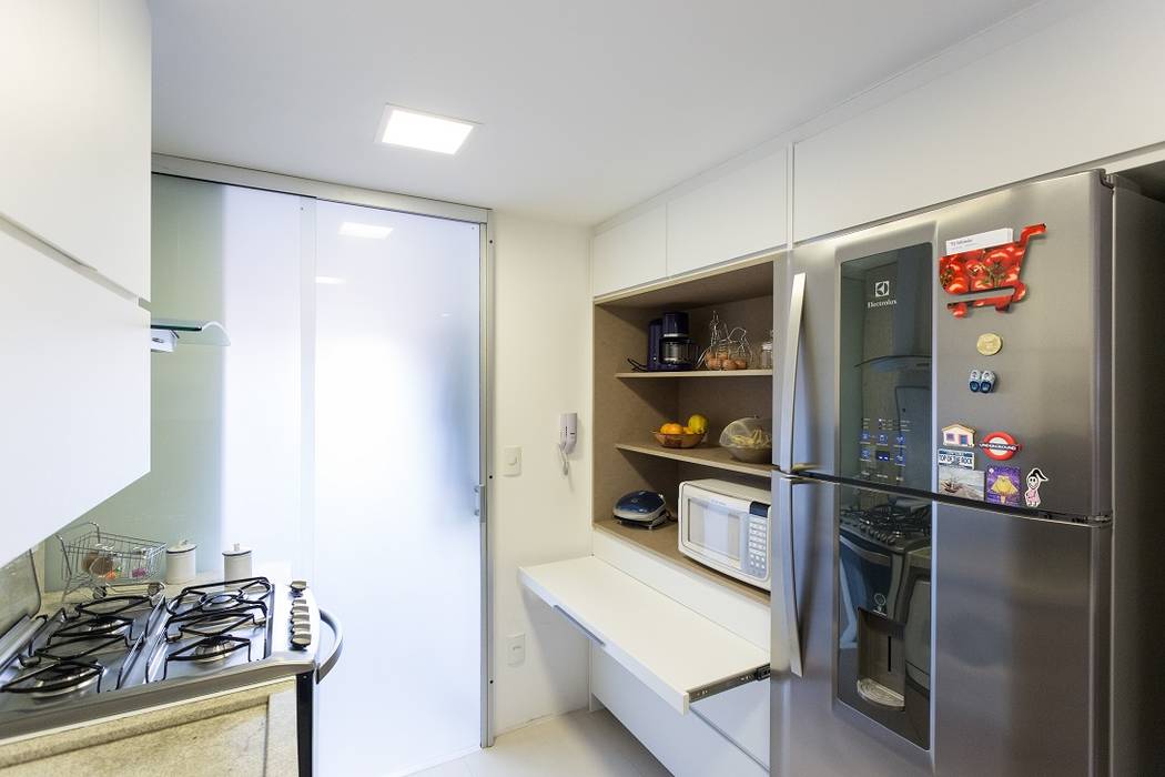 Apartamento GPG - Cozinha Kali Arquitetura Cozinhas modernas