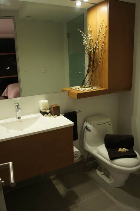 Banheiros modernos por TREVINO.CHABRAND | Architectural Studio Moderno