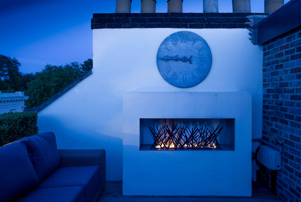 ​The roof terrace at the Chelsea House. Nash Baker Architects Ltd Klasik Balkon, Veranda & Teras