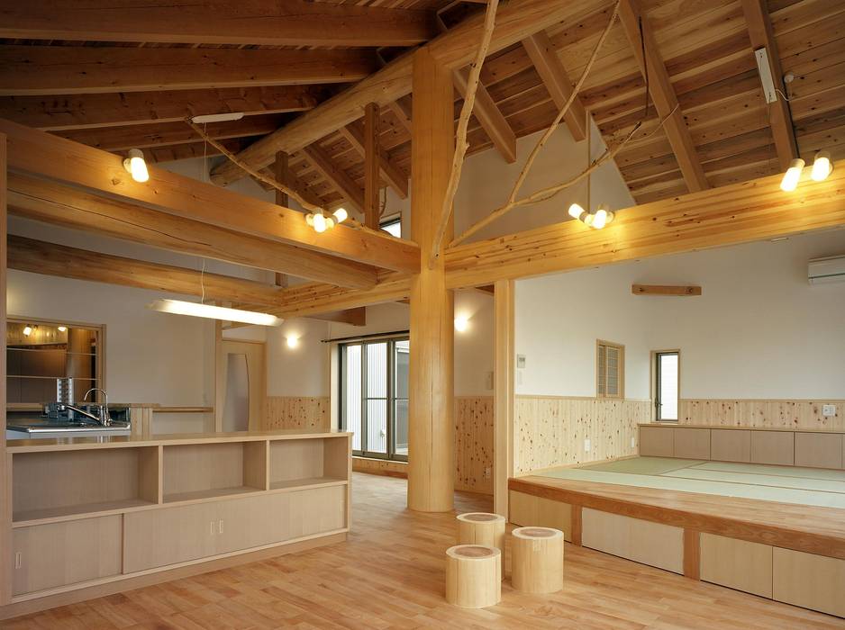 大樹の家, 川窪設計工房 川窪設計工房 Moderne Esszimmer Holz Holznachbildung